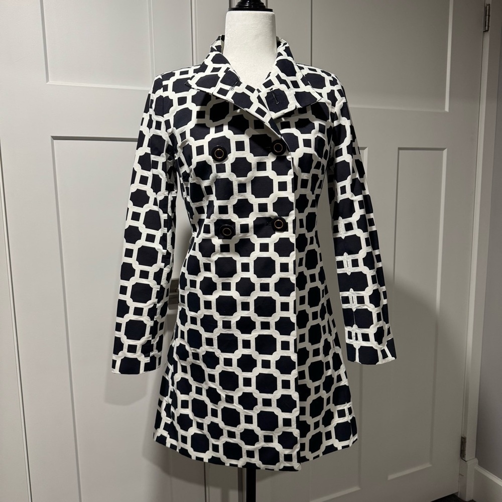 Banana Republic Navy and White Geometric Coat